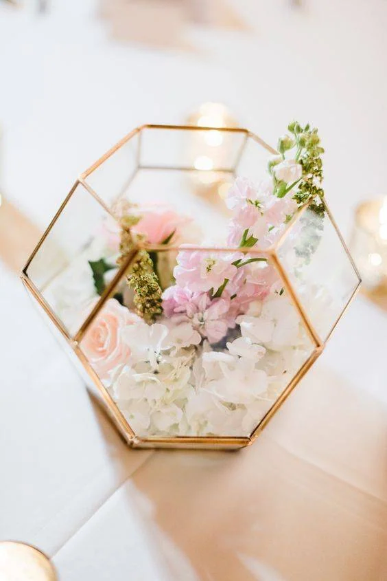 گلدان شیشه ای