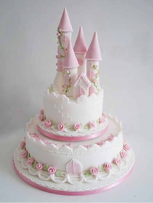 کیک قلعه ای