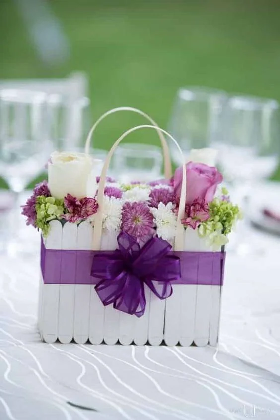 گلدان با چوب بستنی