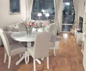اتاق ناهارخوری