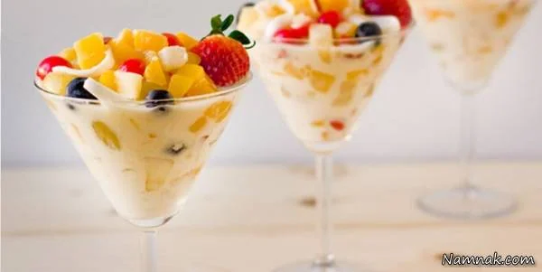 سالاد میوه با خامه