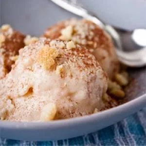 بستنی سیب و دارچین