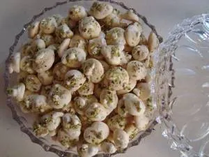 شیرینی گردویی