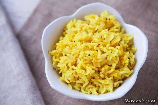 پلوی ساده با طعم هل و میخک