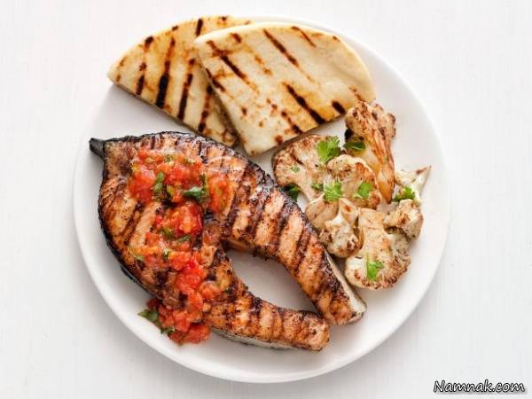 کباب ماهی با کره و گوجه فرنگی