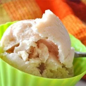 دسر گلابی و دارچین