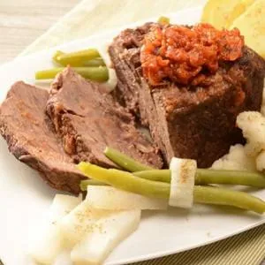 ژیگو با تره بار پخته و سس قهوه ای