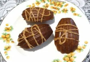 شیرینی مادلین موکا