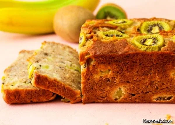 کیک موز و کیوی