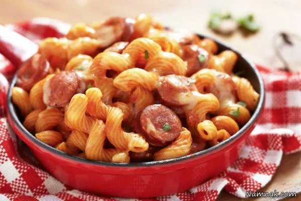 پاستا با گوشت دودی