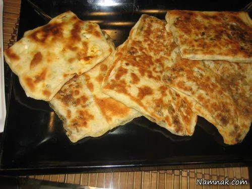 گوزلمه تخم مرغ و پنیر