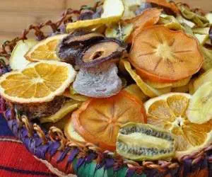 میوه خشک مفید ترین خوراکی برای کودکان