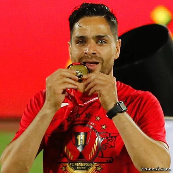 قهرمانی پرسپولیس در لیگ هفدهم