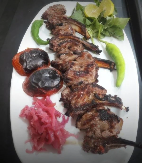 طرز خواباندن شیشلیک و نکات پخت آن نحوه درست کردن کباب شیشلیک