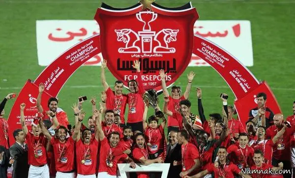 بالا بردن جام قهرمانی توسط هانی نوروزی