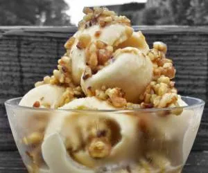 بستنی گردویی