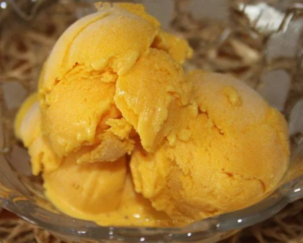 بستنی انبه
