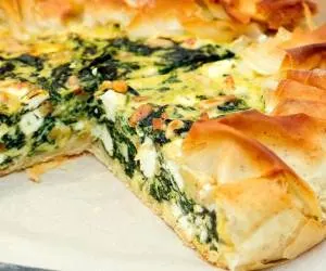 پای اسفناج و پنیر