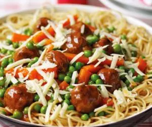 پاستا با گوشت قلقلی