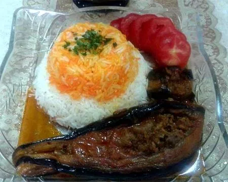 بادمجان شکم پُر مازندرانی