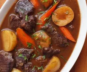 خورش سیب و پیاز