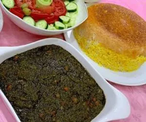 قورمه سبزی