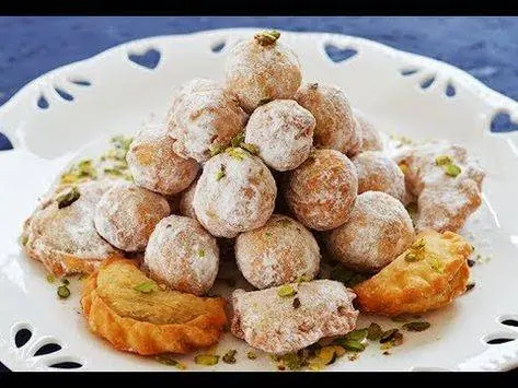 پخت شیرینی قطاب