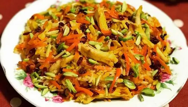هویج پلو با مرغ