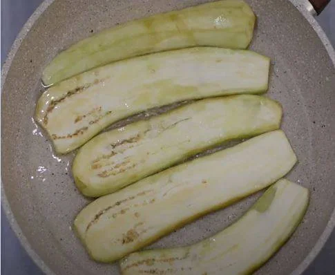 بادمجان بقچه ای