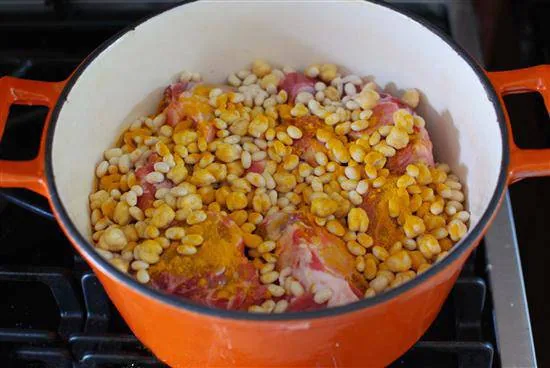 آبگوشت سنتی 