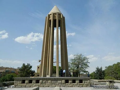 آرمگاه ابوعلی سینا