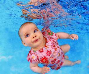 استخر مناسب شنای نوزادان