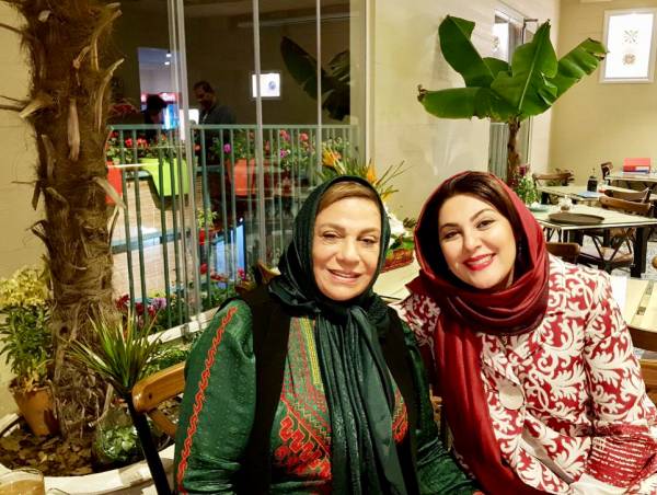 خانم گوهر خیراندیش و لاله اسکندری