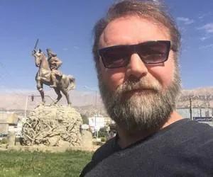 کیهان ملکی