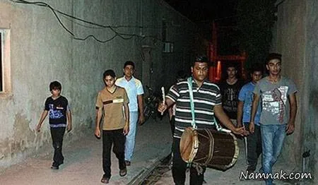 مراسم طبل زنی و غزل خوانی 
