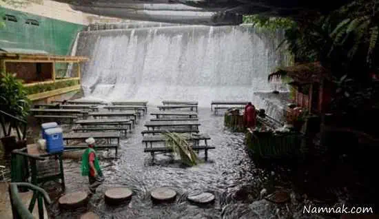 رستوران آبشاری