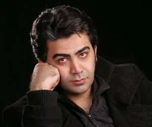 فرزاد حسنی