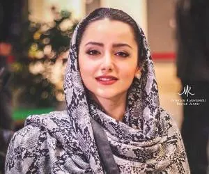 نازنین بیاتی