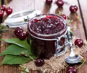 مارمالاد آلبالوی وانیلی
