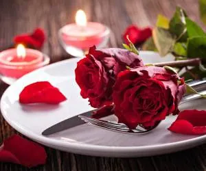 تزیین میز غذا خوری