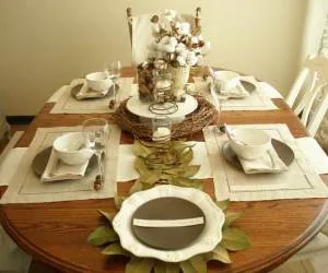 تزیین میز غذا خوری