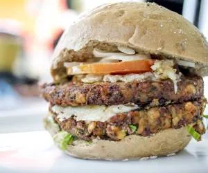 برگر ذرت و سویا