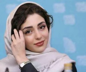 هستی مهدوی فر