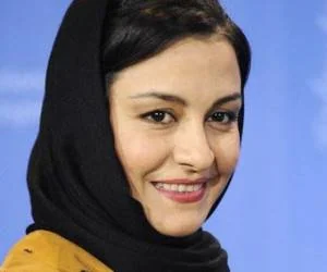 مریلا زارعی