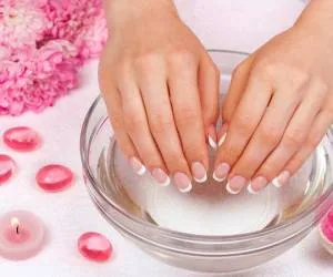 ژل مانیکور ناخن