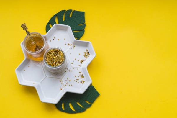 عسل خام چیست