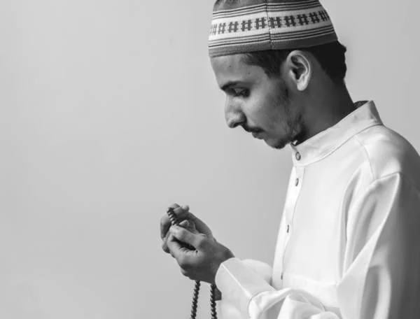نماز خواندن