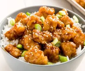 خوراک مرغ چینی