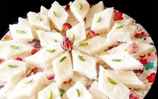 شیرینی لوز