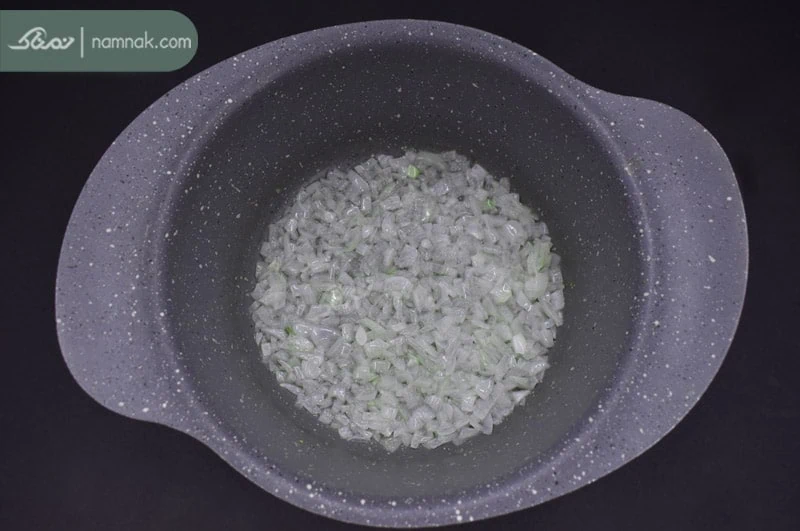 پیاز خورش قیمه